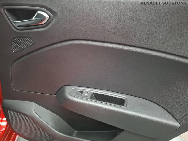 Renault Clio - Photo 27