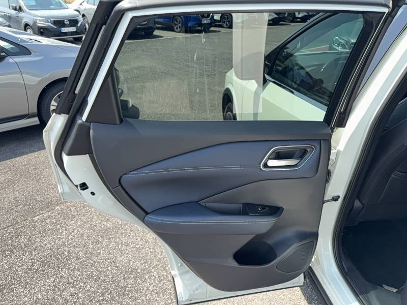 Nissan Qashqai - Photo 24