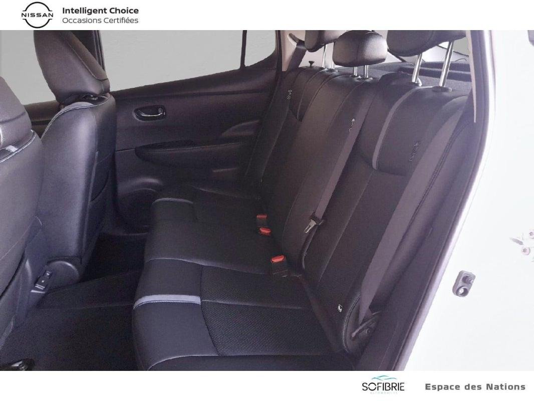 Nissan Leaf - Photo 12