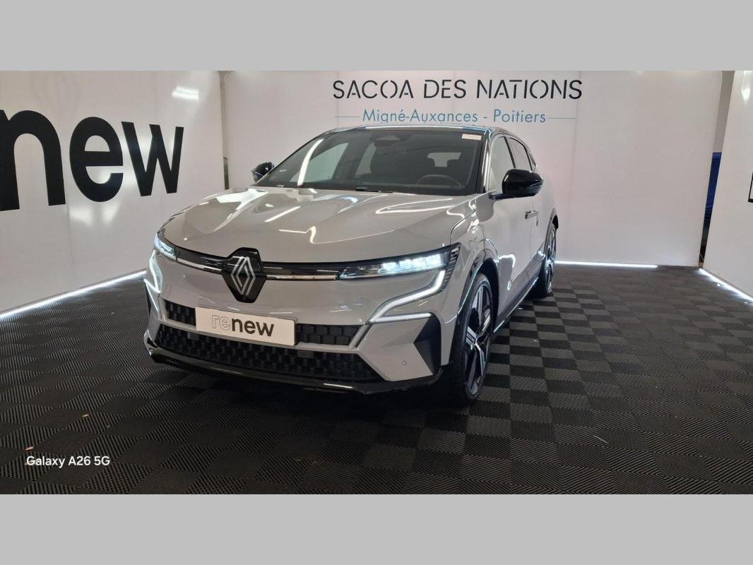 Renault Mégane E-TECH - Photo 1