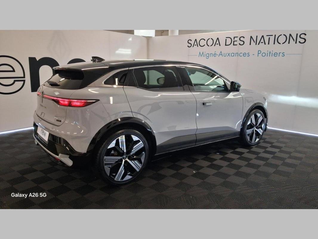 Renault Mégane E-TECH - Photo 22