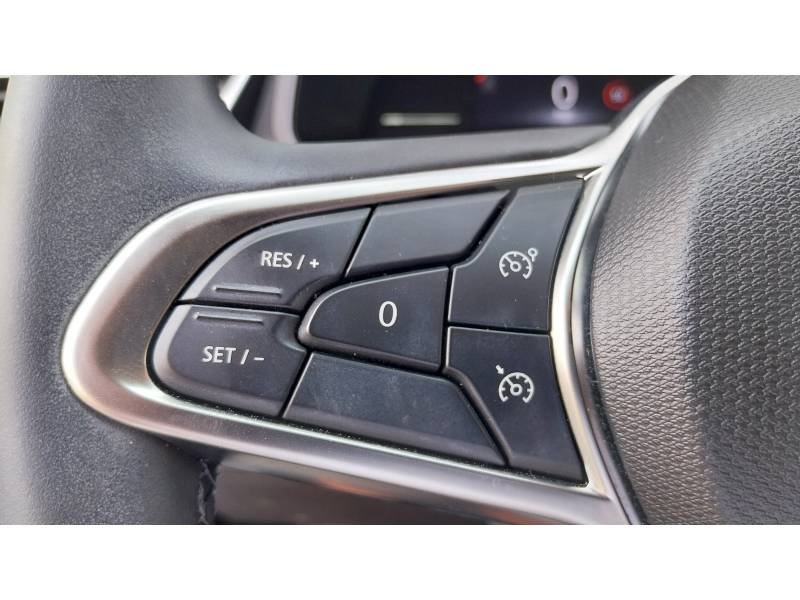 Renault Clio - Photo 23