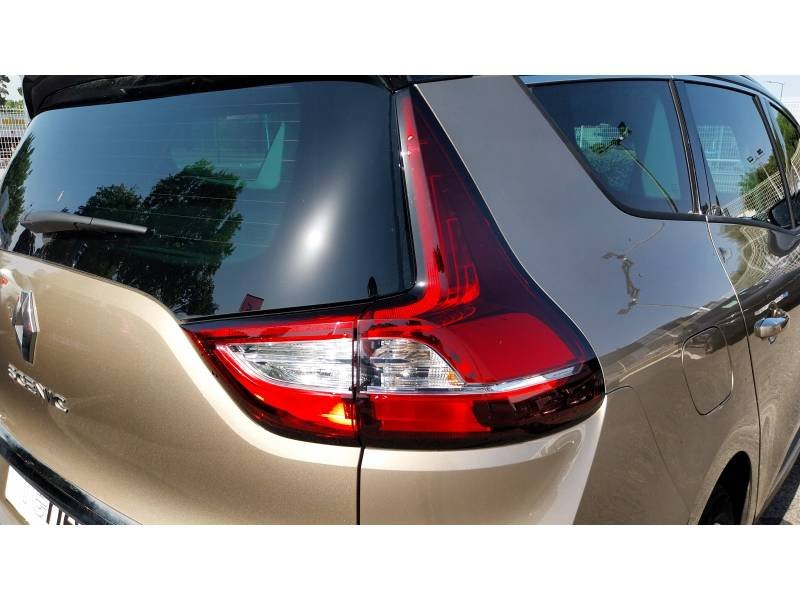 Renault Grand Scénic - Photo 18