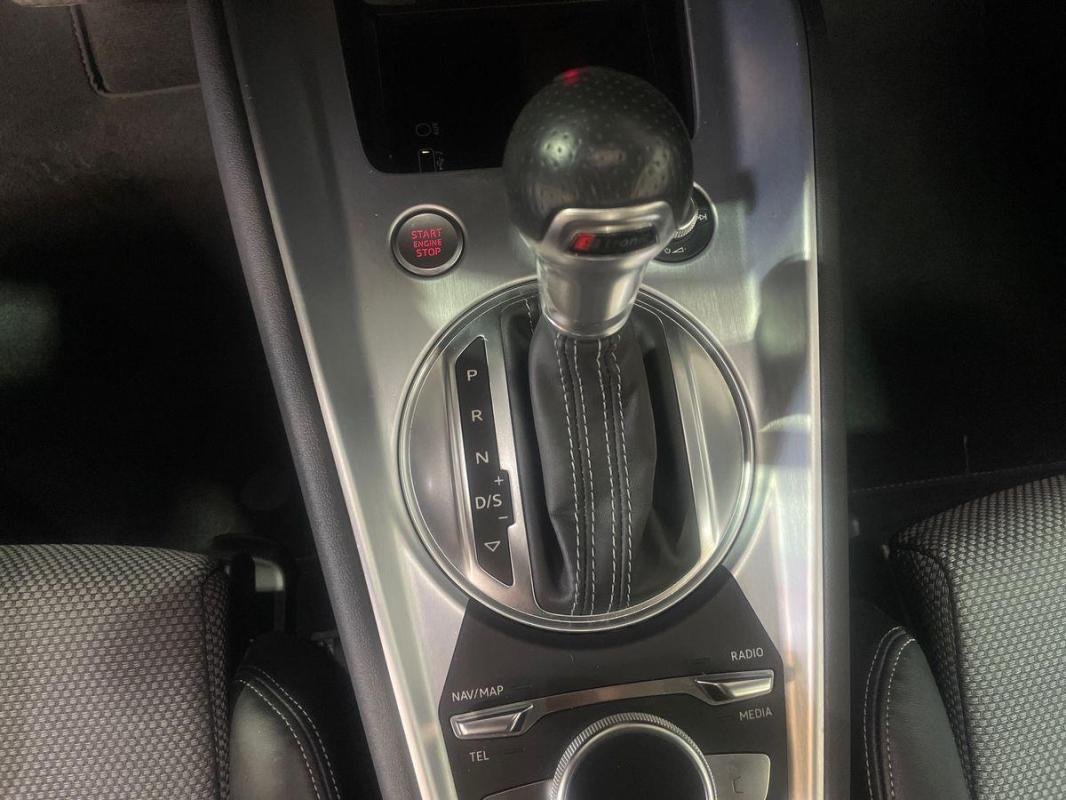 Audi TT Coupé - Photo 11