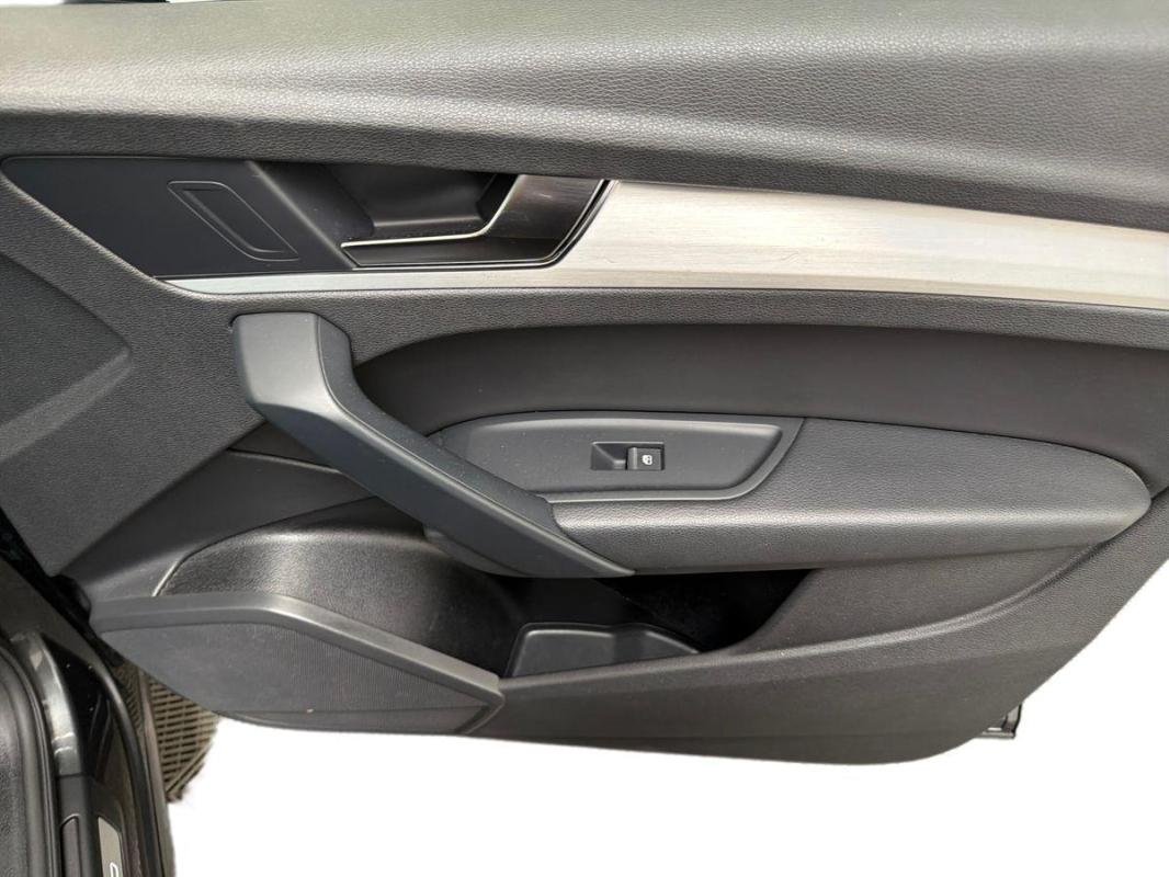 Audi Q5 - Photo 15