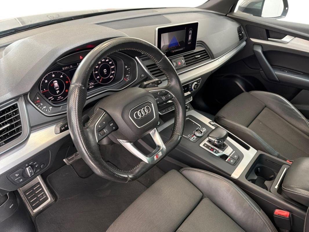 Audi Q5 - Photo 9