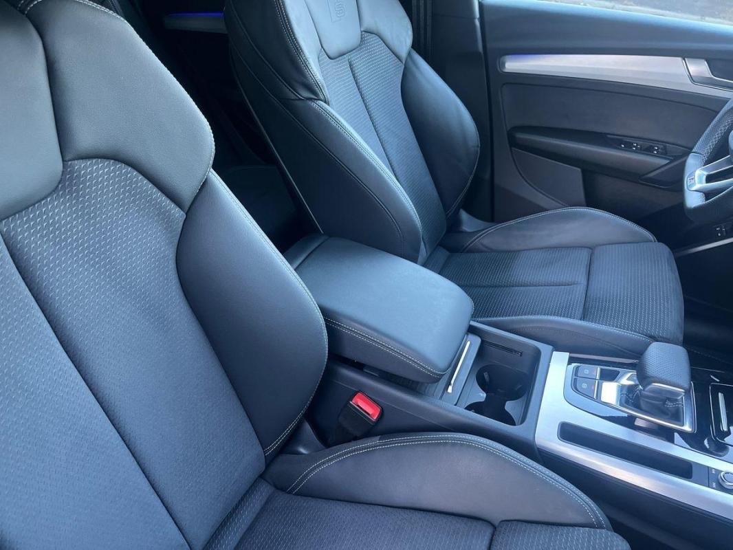 Audi Q5 - Photo 13
