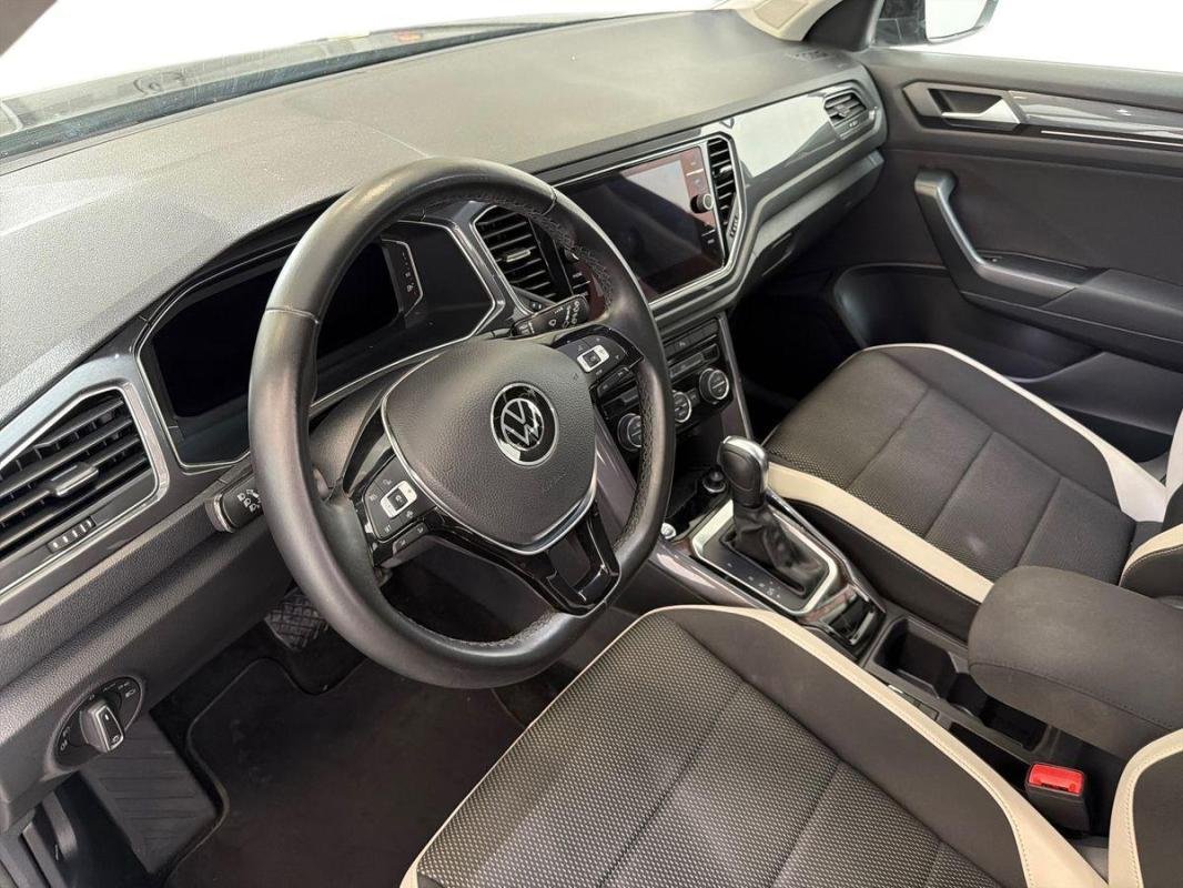 Volkswagen T-Roc - Photo 9