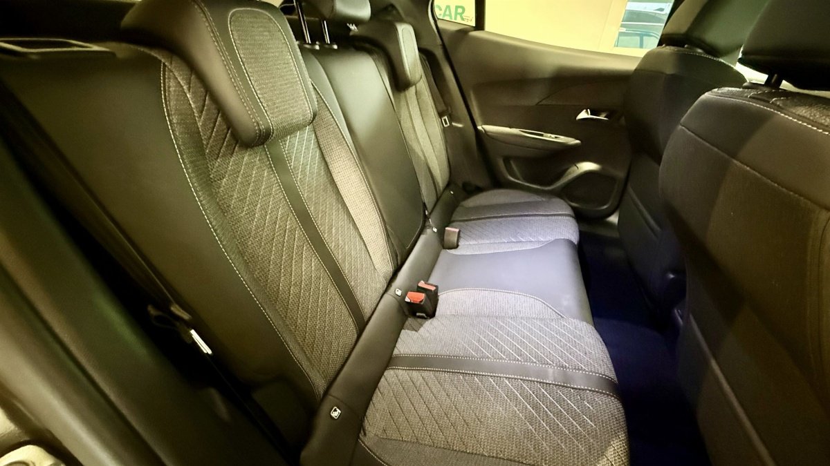 Peugeot 2008 - Photo 18