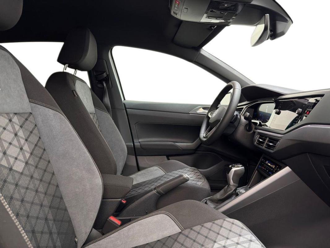 Volkswagen Polo - Photo 13