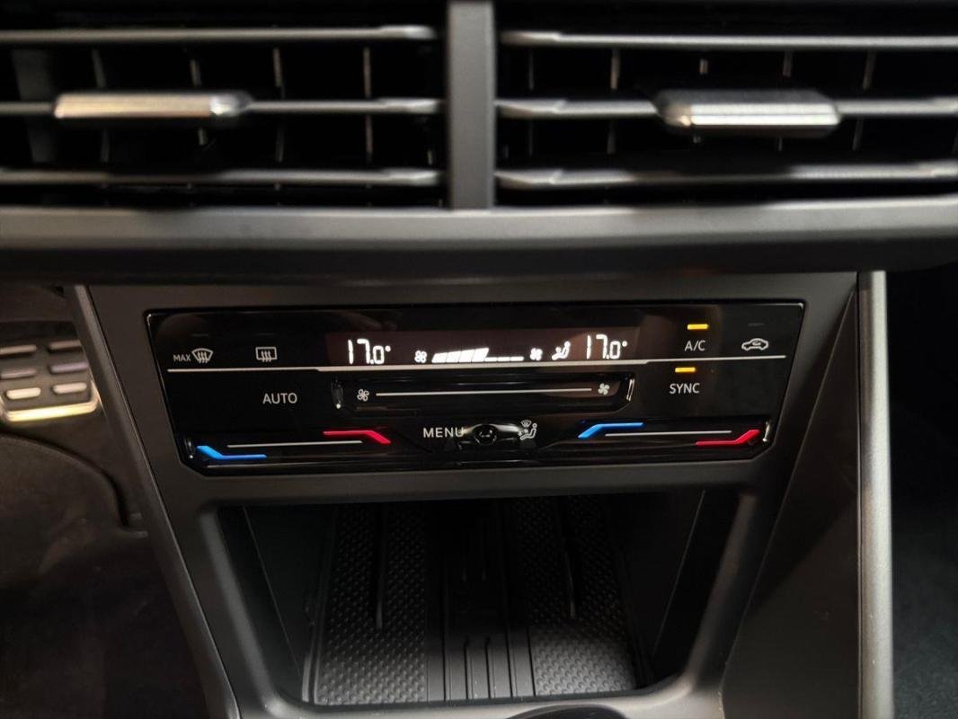 Volkswagen Polo - Photo 19
