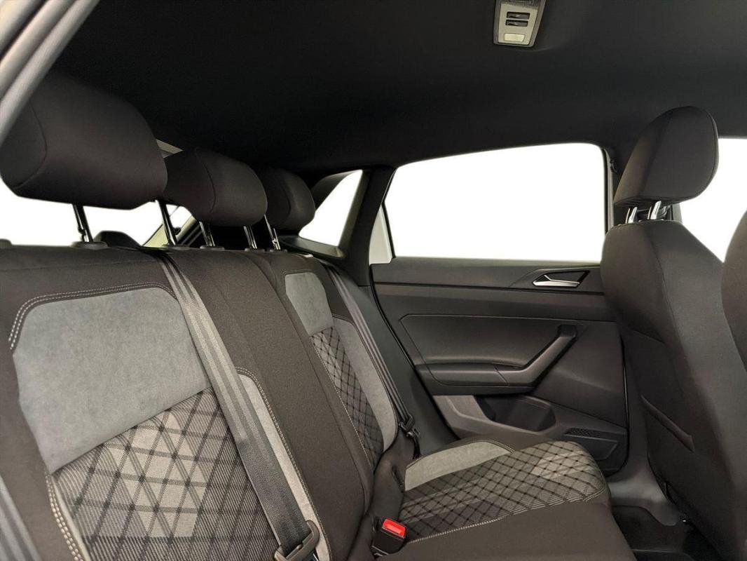 Volkswagen Polo - Photo 23