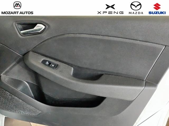 Renault Clio - Photo 24