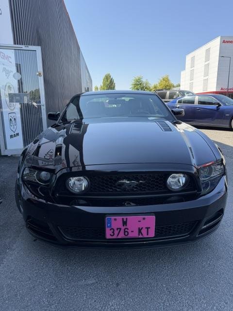 Ford Mustang - Photo 4