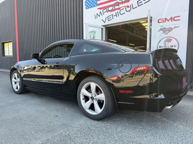 Ford Mustang - Photo 6