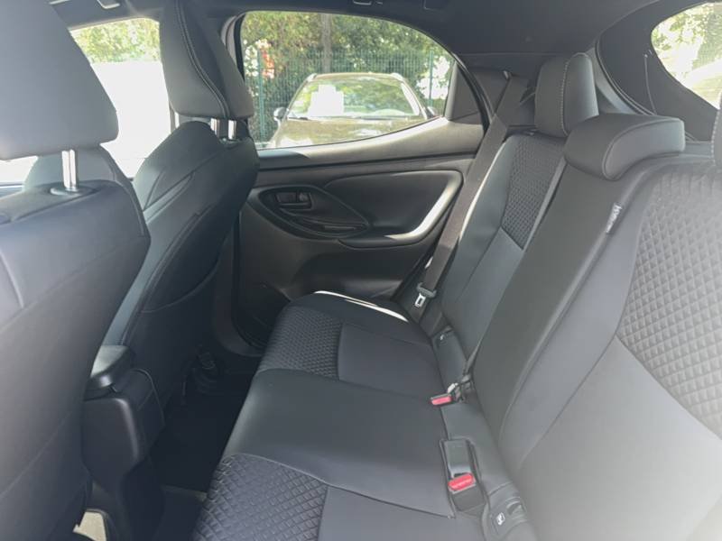 Toyota Yaris - Photo 13