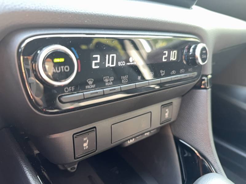 Toyota Yaris - Photo 24