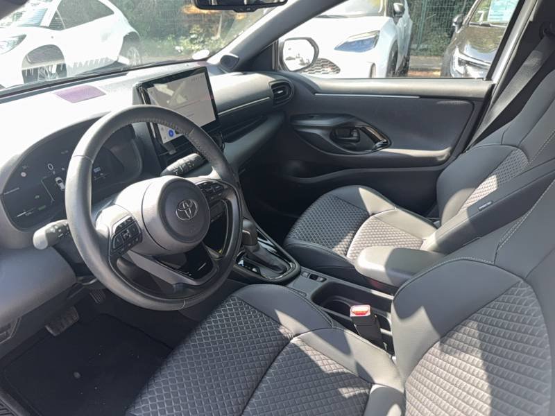 Toyota Yaris - Photo 10