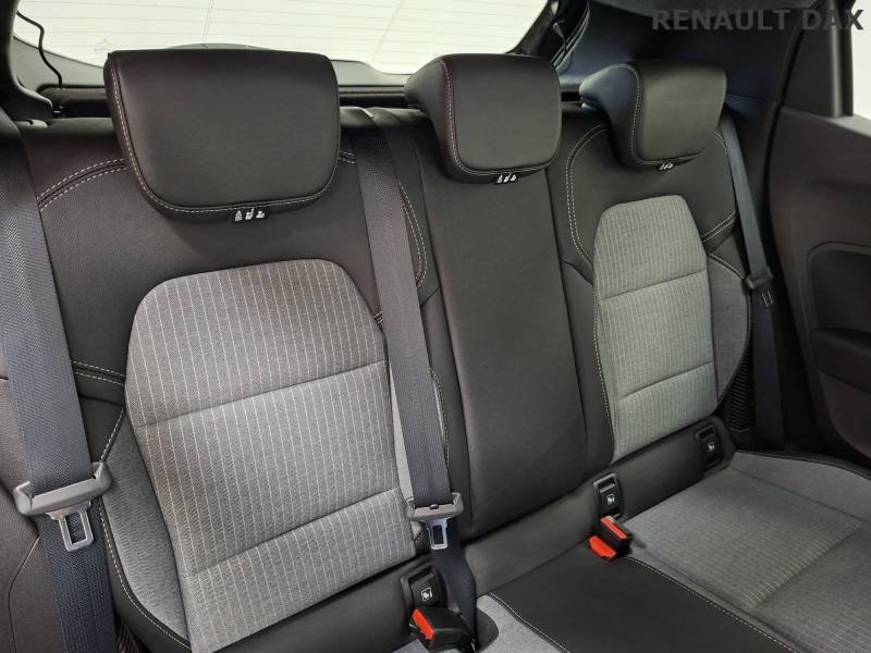 Renault Clio - Photo 24