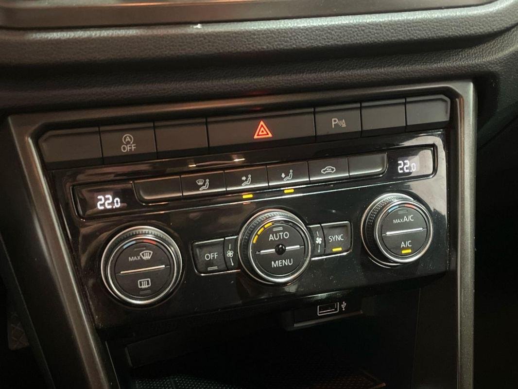 Volkswagen T-Roc - Photo 19