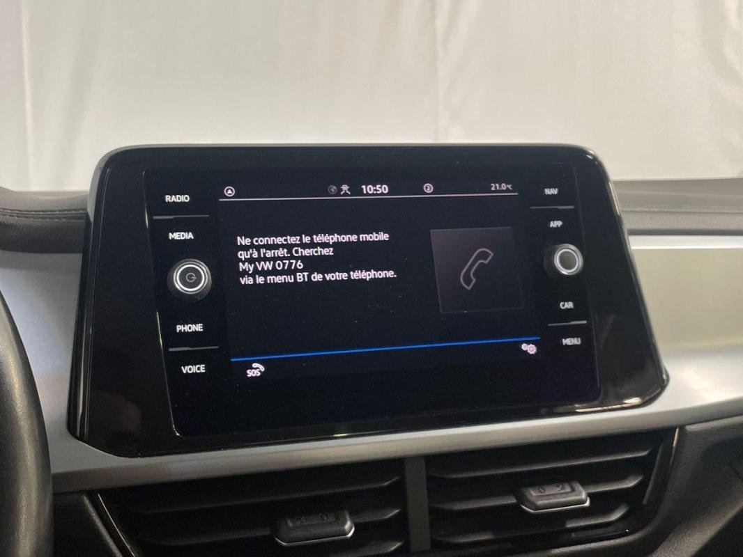 Volkswagen T-Roc - Photo 17