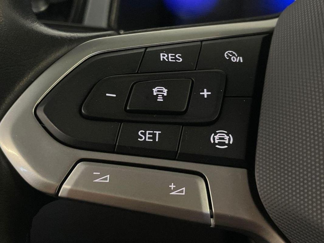 Volkswagen T-Roc - Photo 21