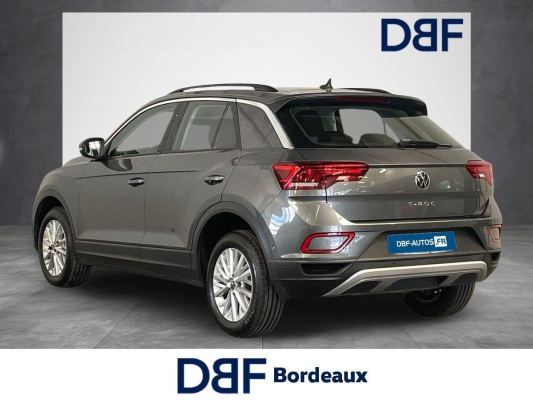 Volkswagen T-Roc - Photo 3