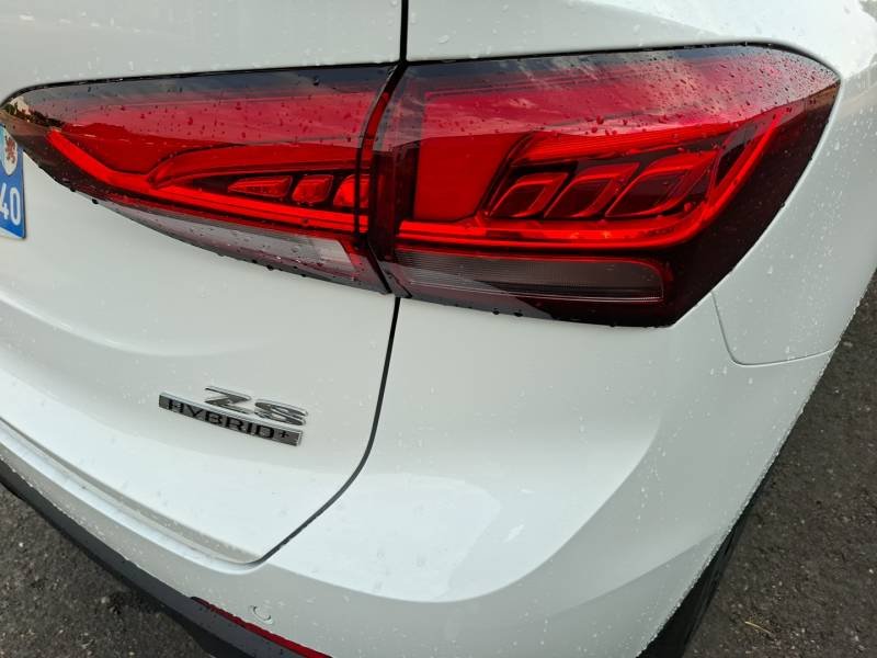 MG ZS - Photo 15
