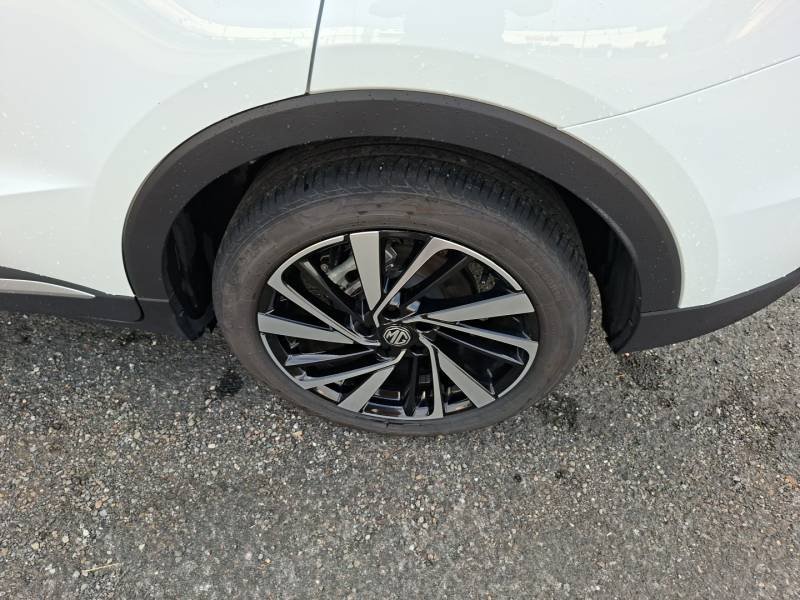 MG ZS - Photo 17