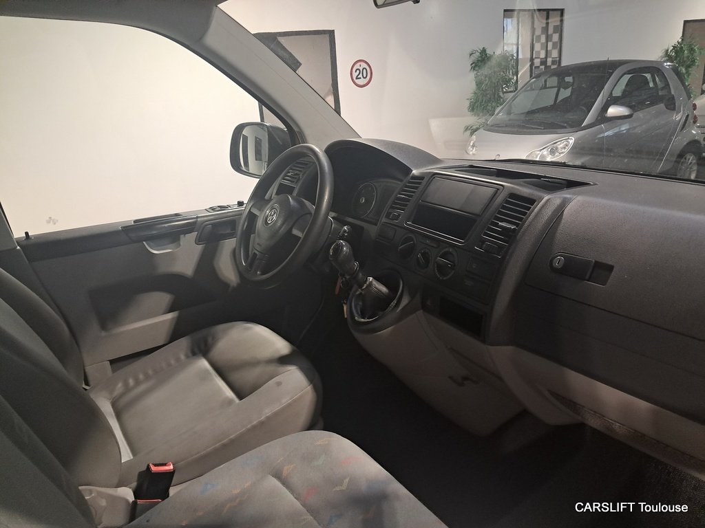 Volkswagen Transporter - Photo 10