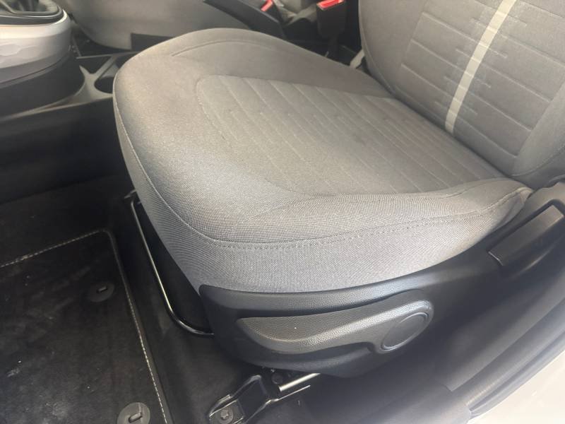 Hyundai i10 - Photo 23