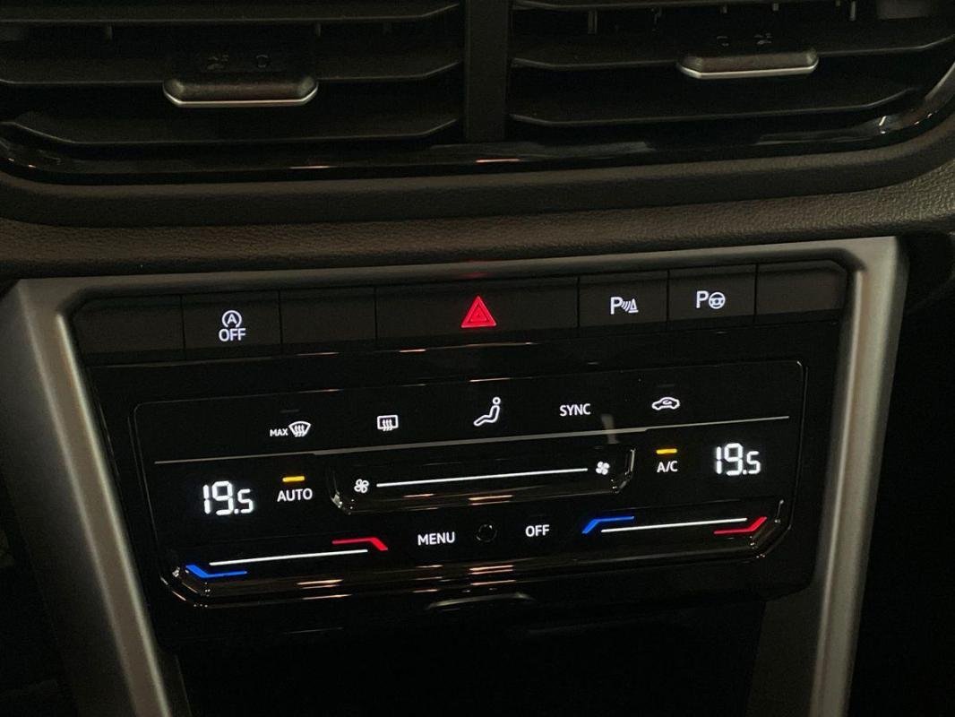 Volkswagen T-Roc - Photo 19