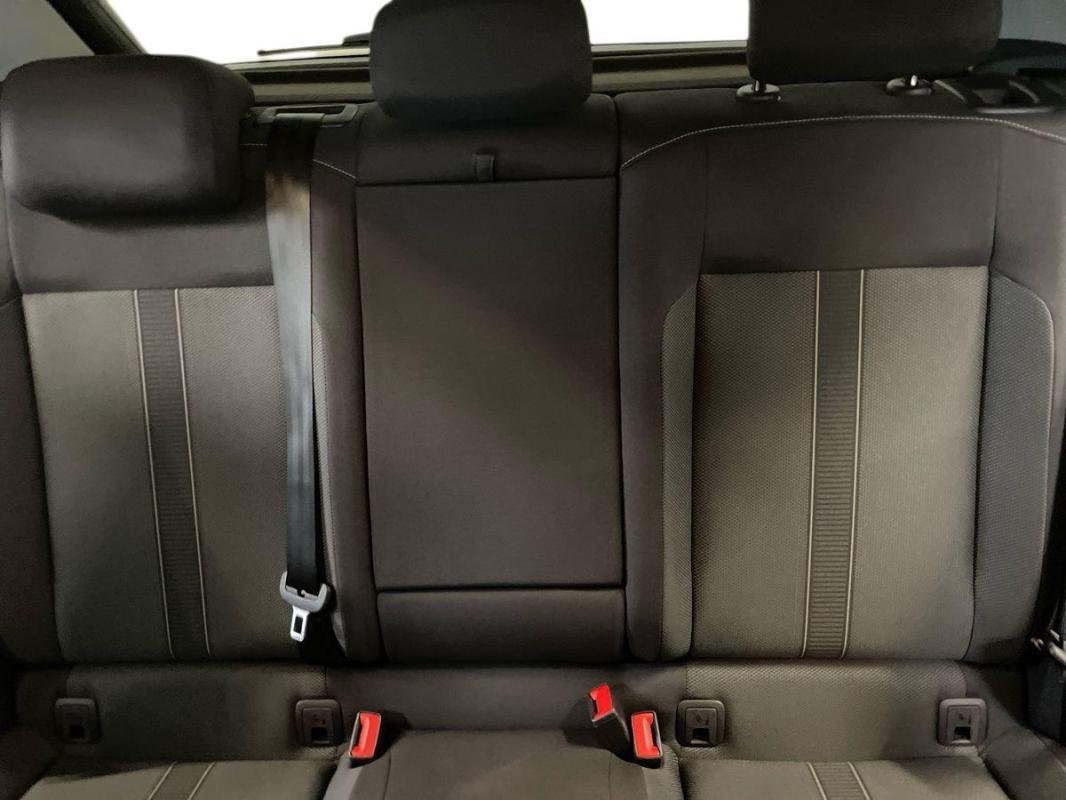 Volkswagen T-Roc - Photo 22