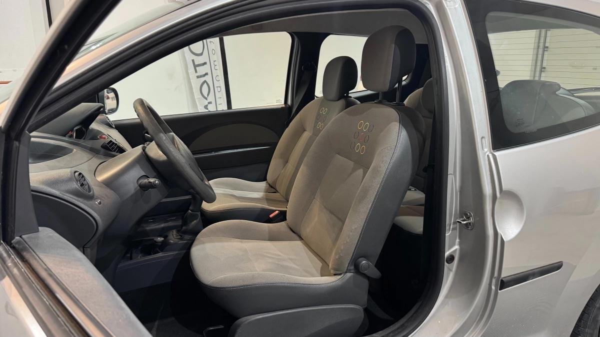 Renault Twingo - Photo 15