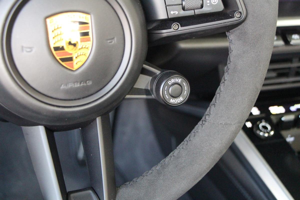 Porsche 911 - Photo 14