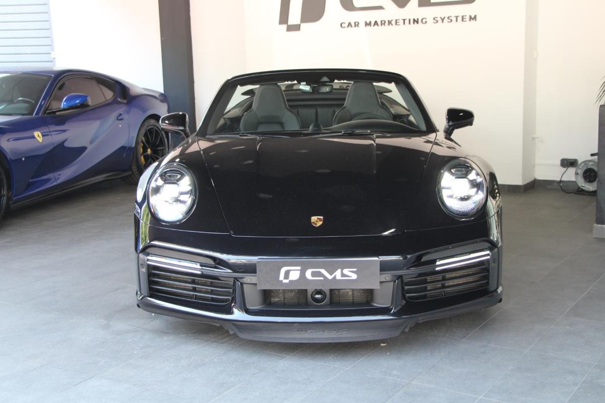Porsche 911 - Photo 2