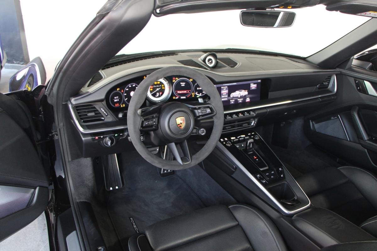 Porsche 911 - Photo 8