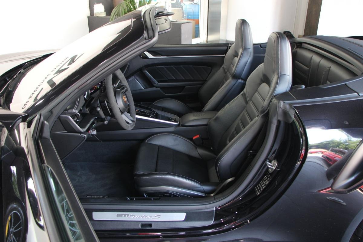 Porsche 911 - Photo 9