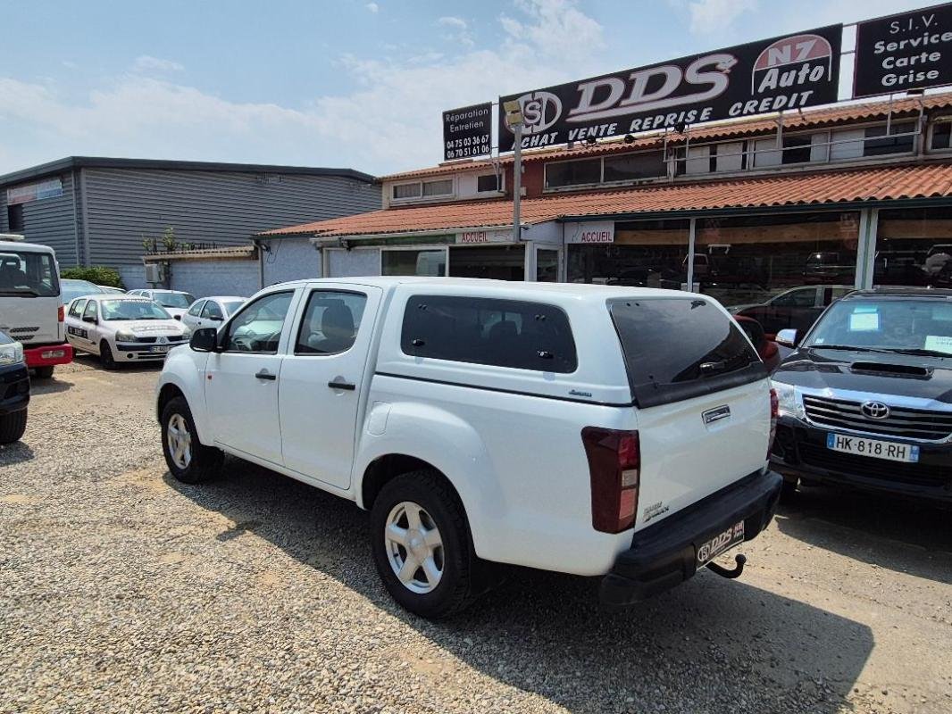 Isuzu D-max - Photo 11