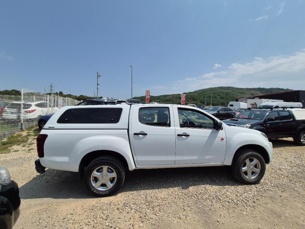Isuzu D-max - Photo 16