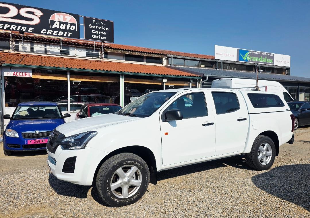 Isuzu D-max - Photo 8