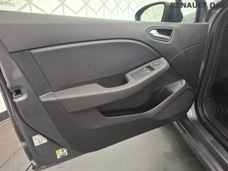 Renault Clio - Photo 22