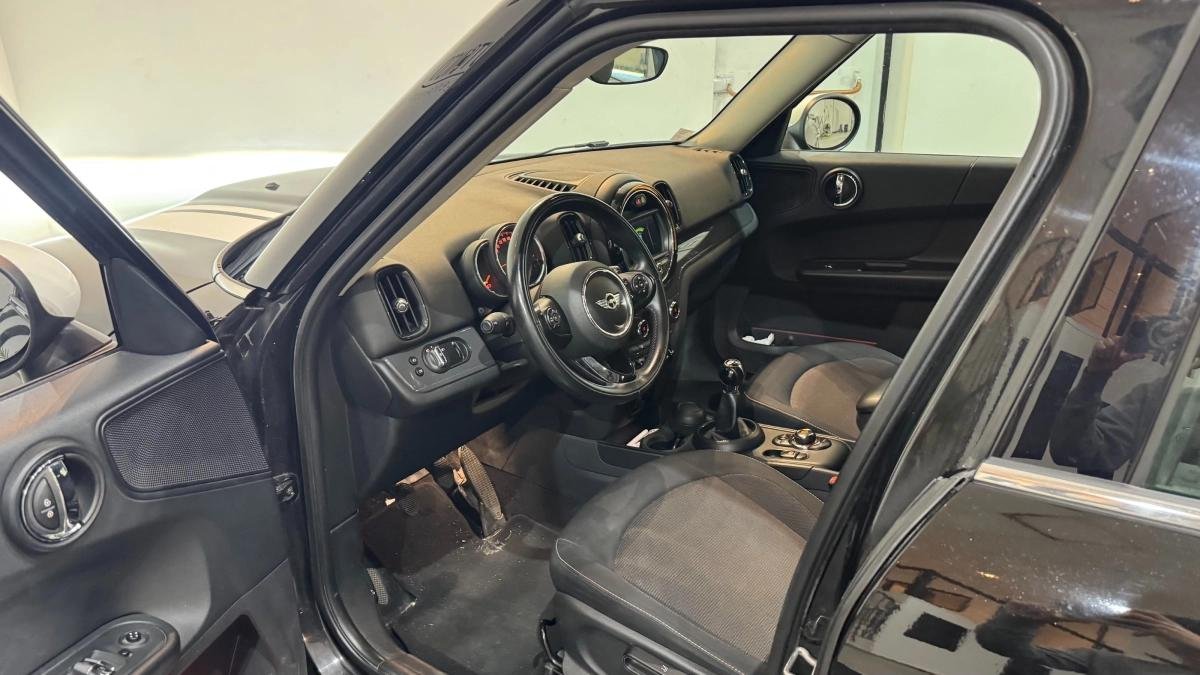 Mini Countryman - Photo 11