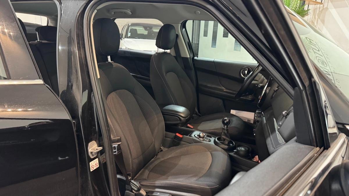 Mini Countryman - Photo 13