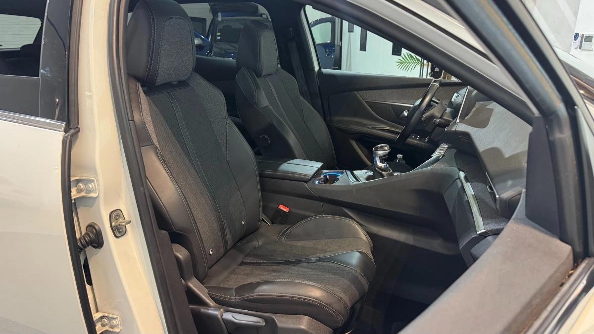 Peugeot 3008 - Photo 18