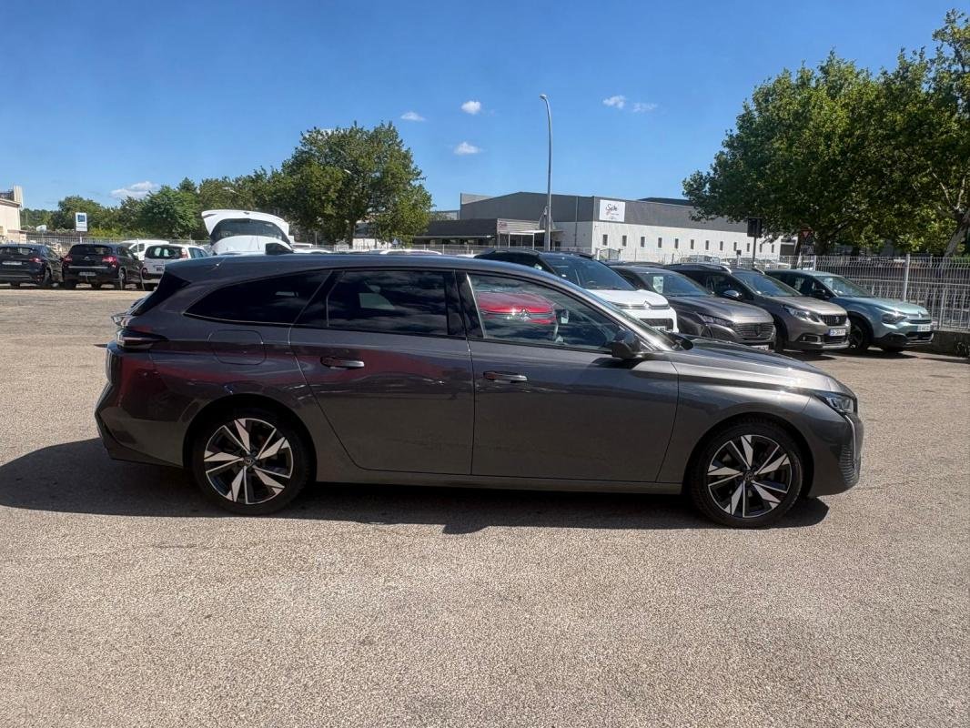Peugeot 308 SW - Photo 3