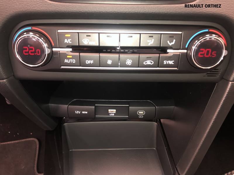 Kia CEED - Photo 21