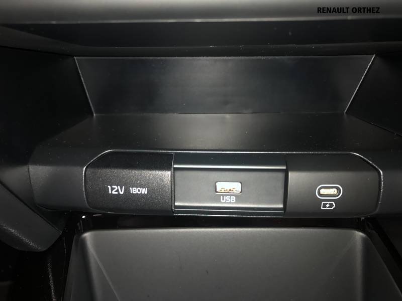 Kia CEED - Photo 23