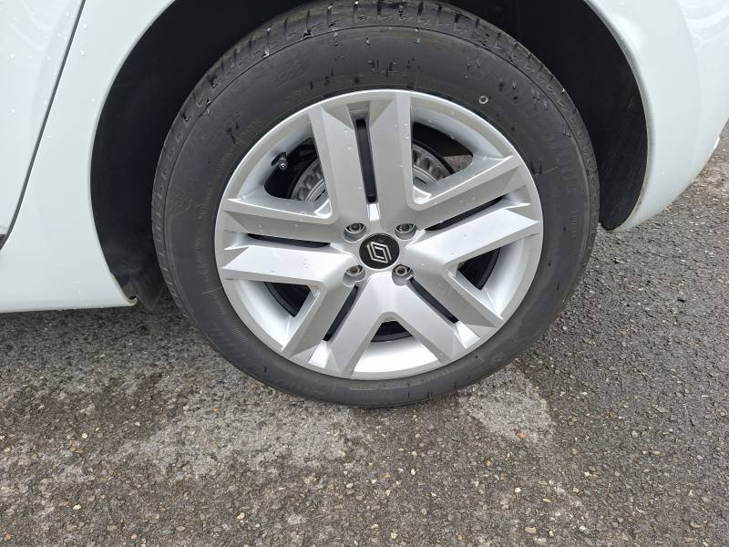 Renault Clio - Photo 37