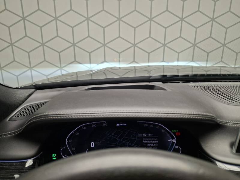 BMW Série 7 - Photo 15